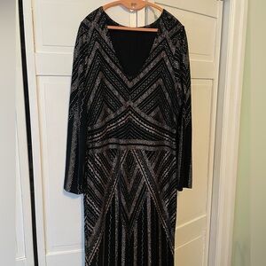Elegant Black and Gold Geometric Pattern Dress